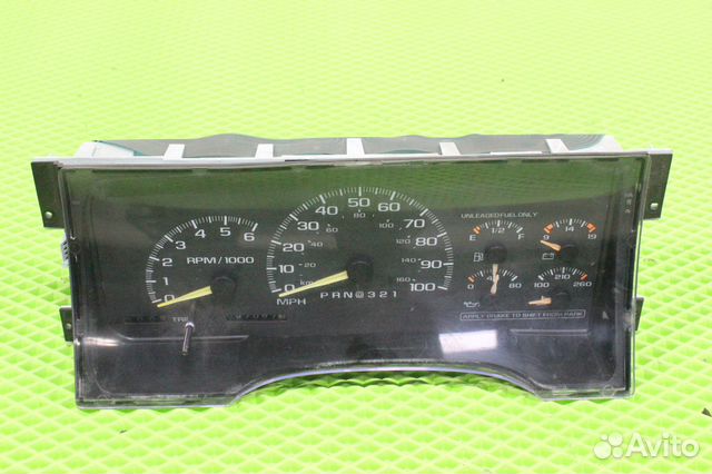 Приборная панель Chevrolet Tahoe GMT400