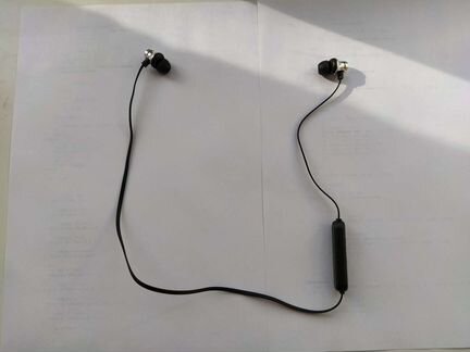 Беспроводные наушники Bluetooth