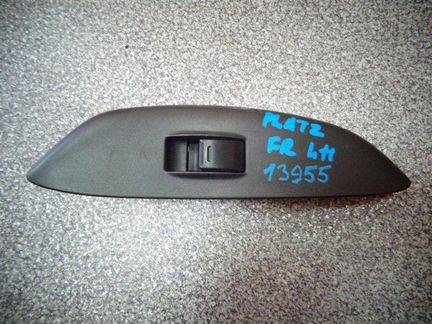 Кнопка стеклоподъемника передняя левая Toyota