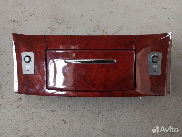 Пепельница (светлое дерево) Lexus LX 570