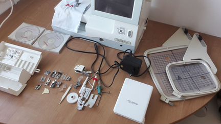 Швейно-вышивальная машина Janome MC 11000