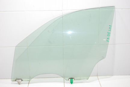 Стекло переднее левое Infiniti FX-35 2003-2008
