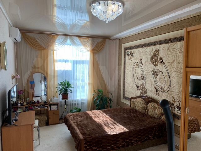 3-к. квартира, 102 м², 2/2 эт.