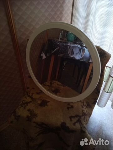 Зеркало настенное в раме