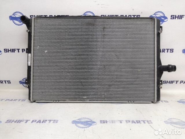 Радиатор охлаждения двигателя Audi A3 8P AXX