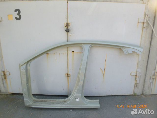 Боковина левая LADA Xray Cross 8450105003