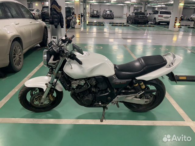 Honda cb400 vtec1