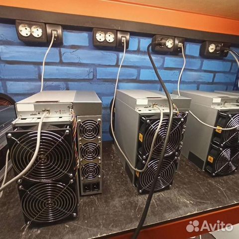 Асик Antminer T19 88th