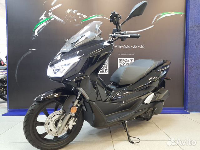 Скутер Vento PCX 200
