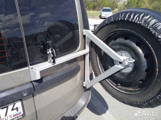 Кронштейн запасного колеса LADA Largus новый