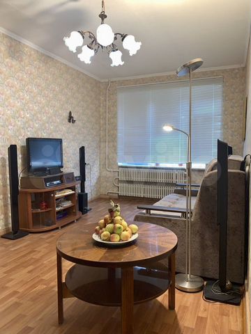 3-к. квартира, 52 м², 1/5 эт.