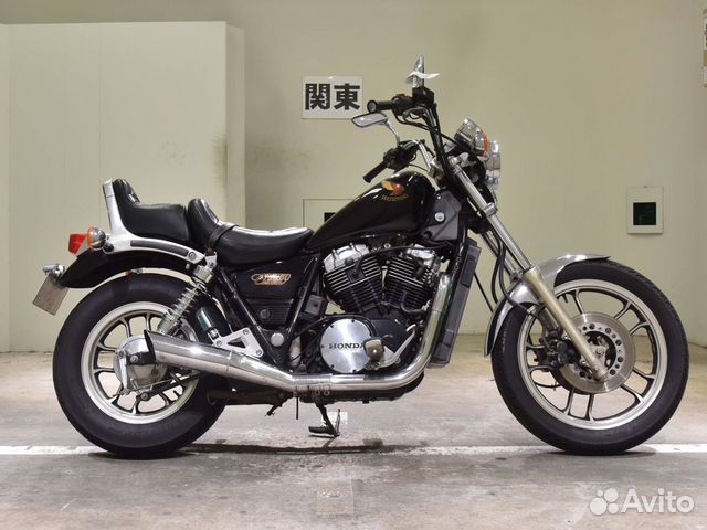 Honda nv 750 custom