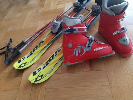 Детские горные лыжи Volki 90 + ботинки + палки
