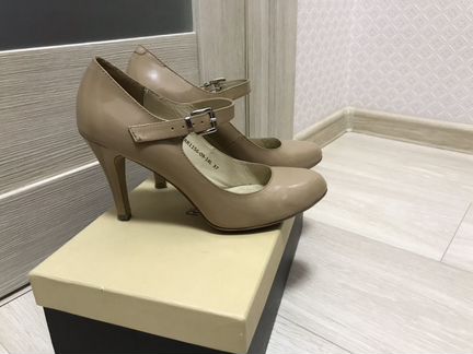 Лакированные туфли