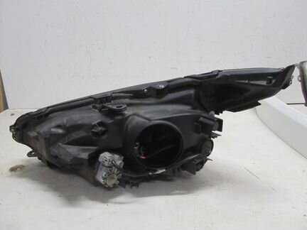 Фара правая Lexus NX (2014-2016)