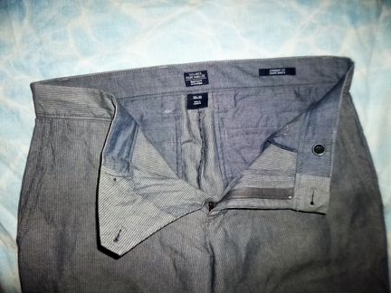 Брюки мужские GAP 30/30 (две пары)