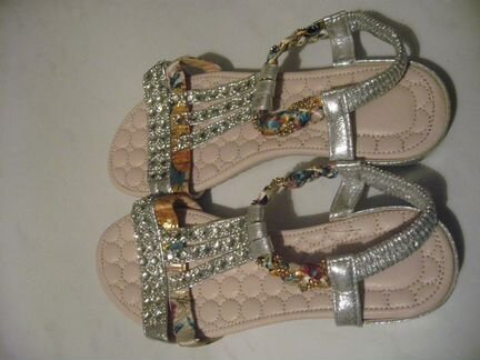 Босоножки С камнями
