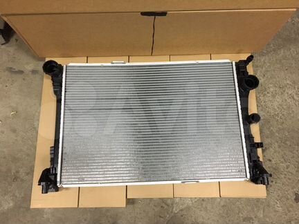Радиатор охлаждения двигателя Мерседес 204 W 212