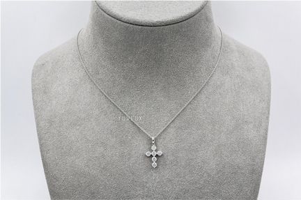 Золотой крестик с бриллиантами 0.64 ct