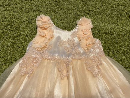 Праздничное, красивое платье