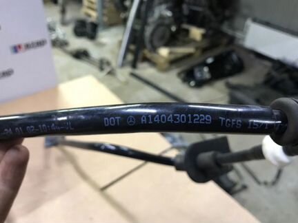 Трубка вакуумная Mercedes W140 1991-1995 оригинал