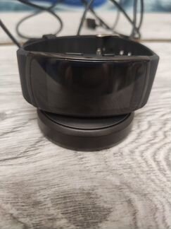 Умные часы Samsung Gear Fit2 Pro лот 137