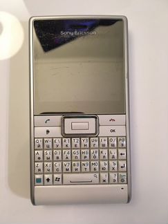 Телефон Sony Ericsson qwerty