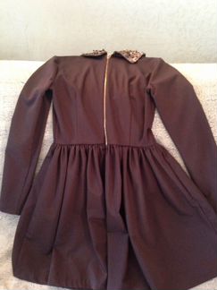 Платье коричневое пышное