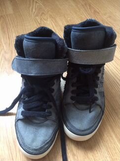 Кроссовки адидас