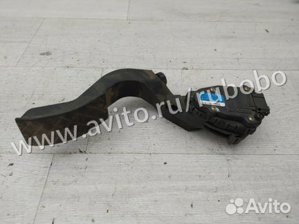 Педаль газа Audi Allroad C5 AKE 2002