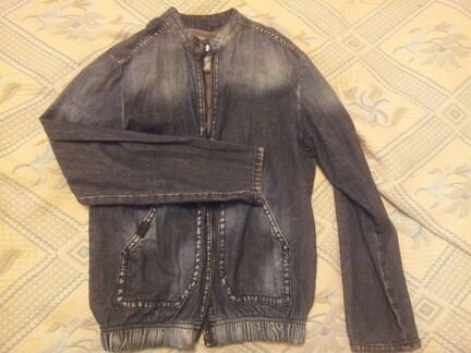 Джинсовая куртка