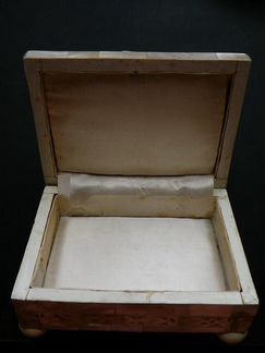 Агитационная шкатулка, перламутр, кость, 30-е годы