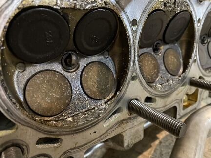 Головка блока цилиндров Mitsubishi Outlander 4B12