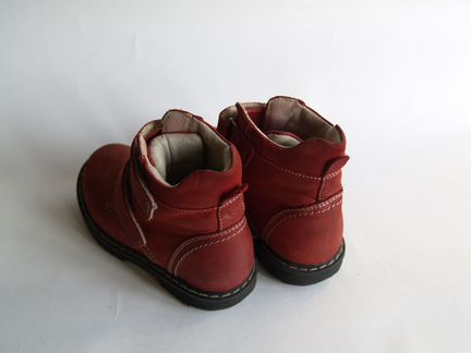 Ботинки для девочки