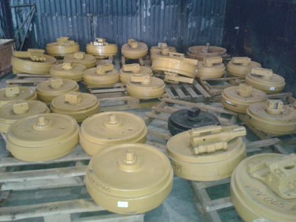 Колесо направляющее на Komatsu PC120-6