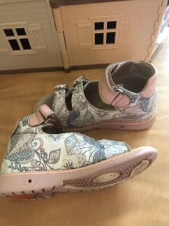 Босоножки woopy 28р