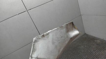 Молдинг (накладка кузовная), Стекла лобового левое