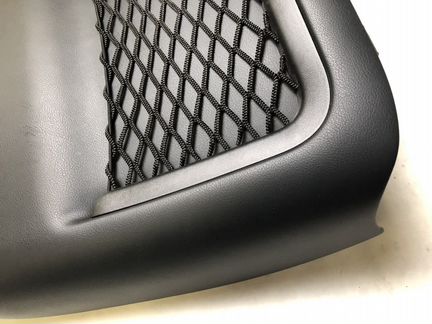 Задняя крышка переднего сиденья Land Cruiser