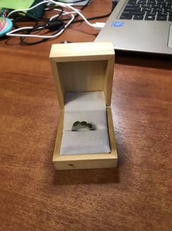 Кольцо из серебра с жадеитом