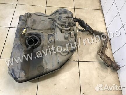 Бензобак Mitsubishi Galant 8 USA 4G64 2003