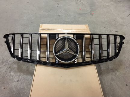 Решетка радиатора Mercedes W204 C 204 PanAmerican