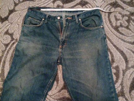 Джинсы Wrangler. из USA