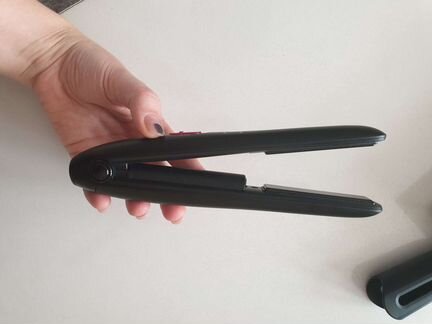 Выпрямитель беспроводной Rowenta Touch up and go