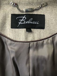 Бежевое пальто Belucci (XS)