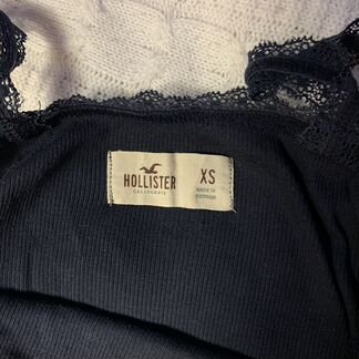 Майка с кружевом Hollister