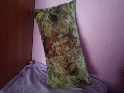 Подушка декоративная на диван