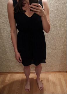 Чёрное платье H&M