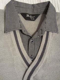 Новый трикотажный лёгкий свитер. Размер XL/XXL