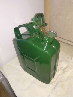 Канистра металлическая