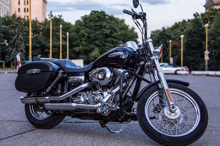 Продаю Harley Davidson Dyna Super Glide Custom 200